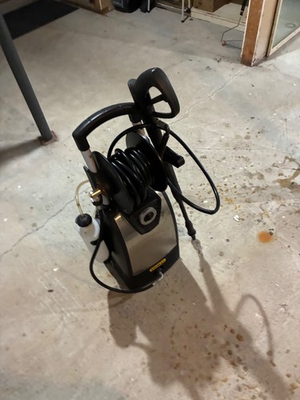 #ad Stanley Electric Pressure Washer Hose Reel Soap Bottle Corded Tested Works $70.00