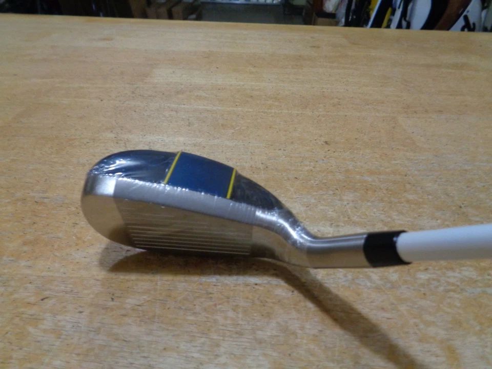 New Tour Edge Hot Launch 2 # 4 Utility IRON IRONS 23* Loft Graphite R-Flex - Image 2 of 4