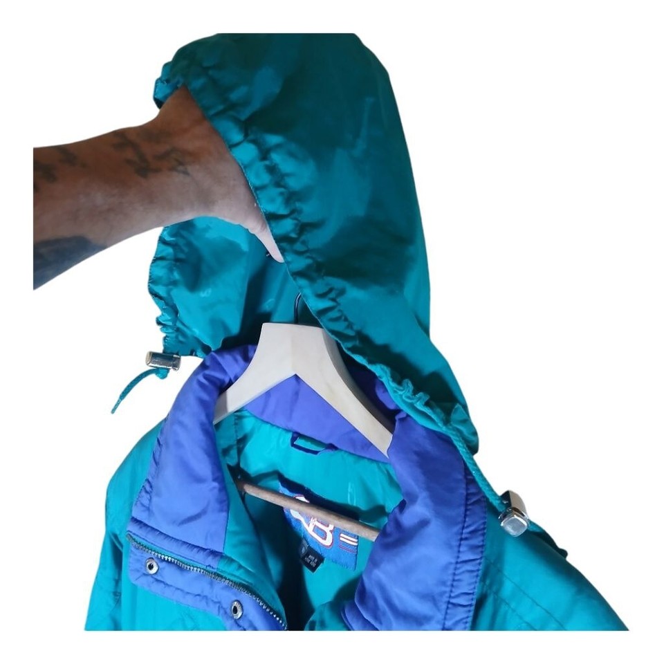 CB Sports Womens Ski Jacket Teal Size Medium Winter Fall Zipper Pockets