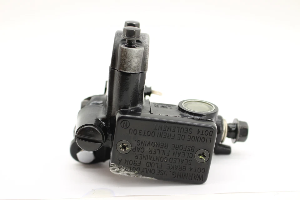 Honda CBR250R 2013 freno delantero cilindro maestro probado 455510-KYJ-306 Foto 2 de 4