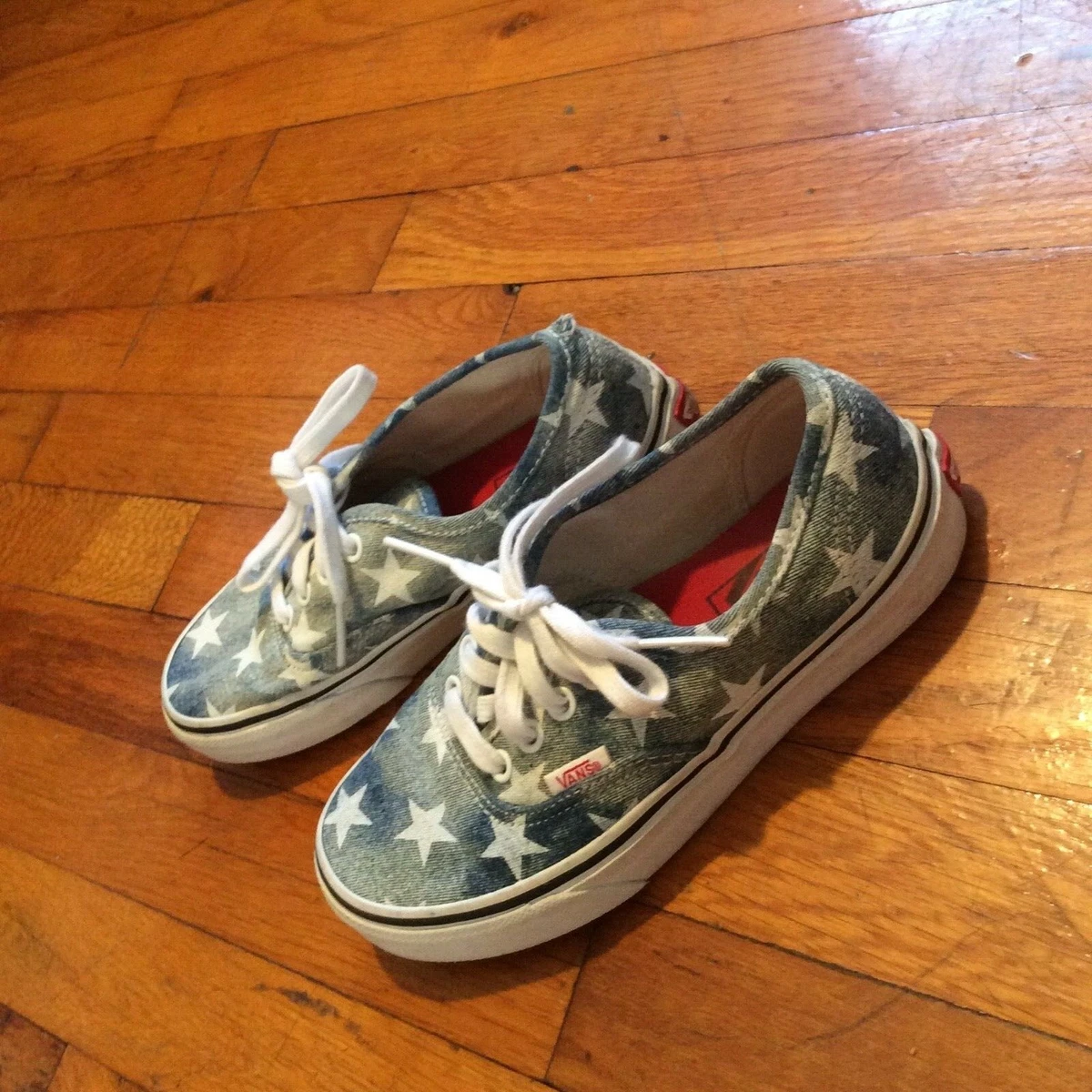 Light top denim vans