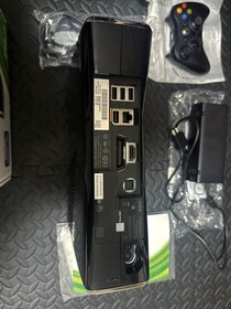 Microsoft Xbox 360 S 250GB Console w/ Controller AV Cable Tested Boxed Japan