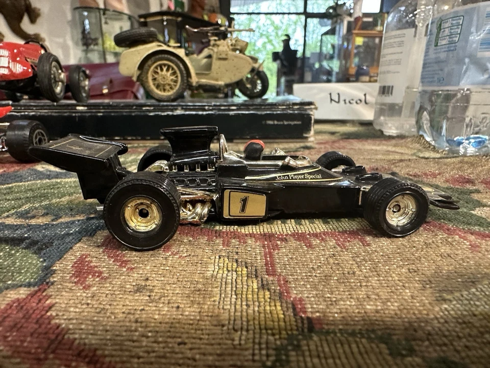 Auto da corsa vintage anni 70 Corgi 154 Lotus F1 - Immagine 4 di 4