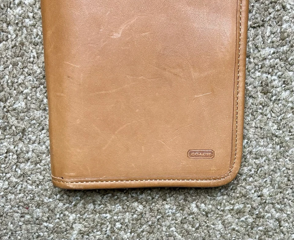 Coach Vintage Brown Leat Tie Case 90s Travel Clutch, 16in ( Tie Is Not Included) - Image 4 of 4