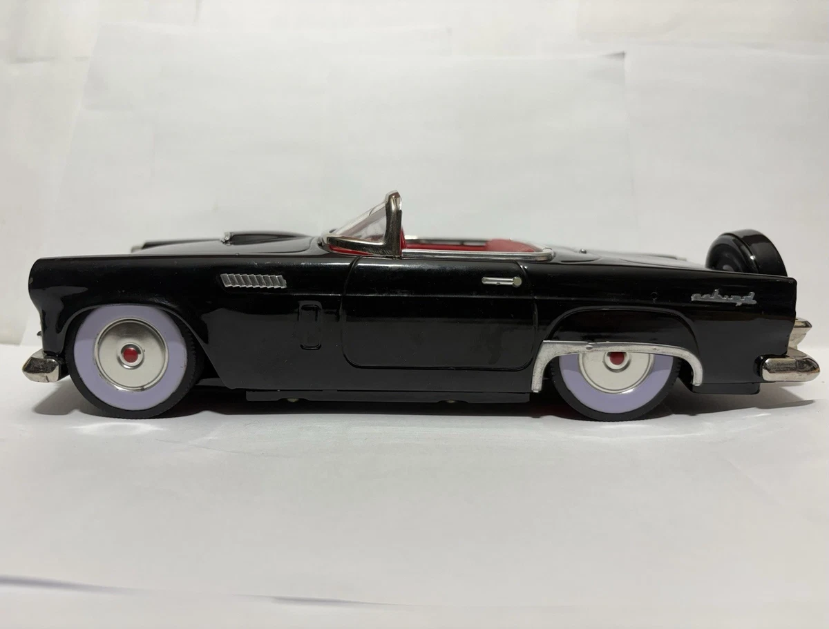 Ford 1:18 1956 Vehicle Year Vintage Manufacture Diecast Cars
