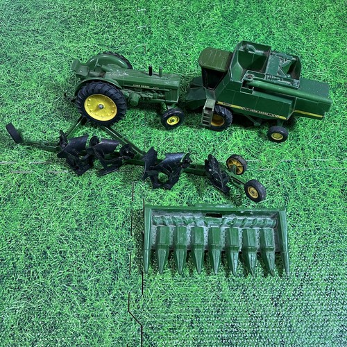 Cosechadora combinada Ertl John Deere 9500, tractor John Deere y accesorios - Imagen 1 de 10