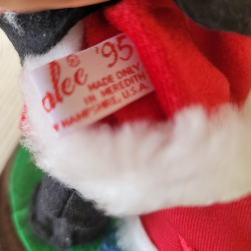 1995 Limited Edition ANNALEE DOLL SOCIETY 7" Santa Eating Milk & Cookies - Picture 4 of 7
