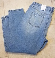 Time and Tru Women Slim Boyfriend Crop Jeans Lt Wash Distressed Pants sz 14 NEW