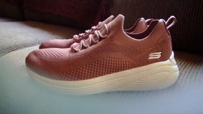 Skechers Womens Bobs Sneaker Rose Pink Size 10 great condition
