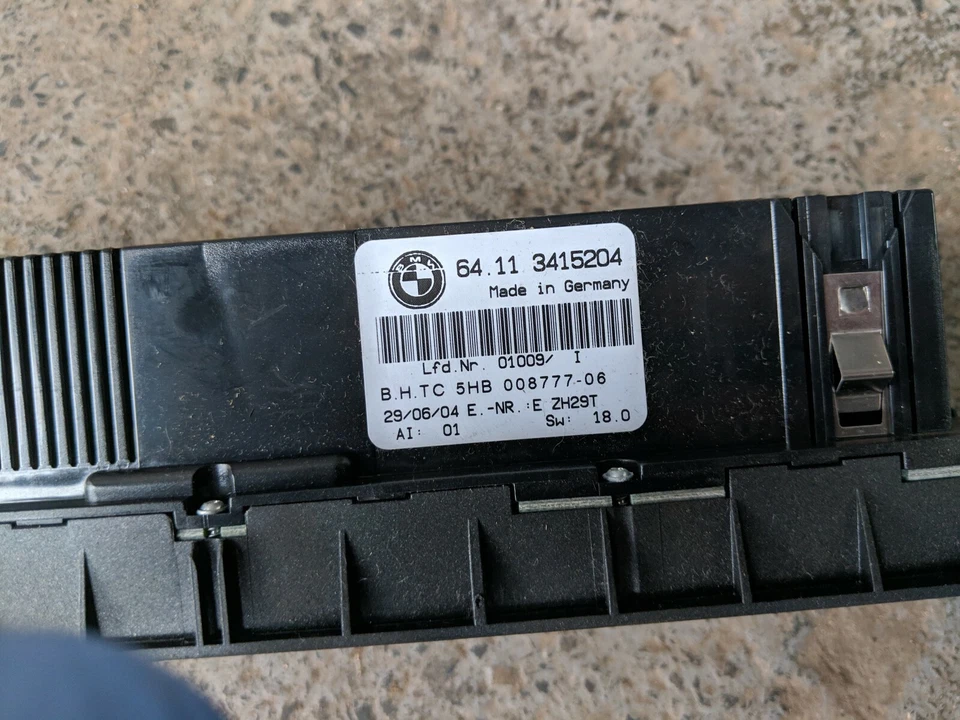 BMW X3 E83 HEATER CLIMATE TEMPERATURE CONTROL PANEL 64113415204 - Image 3 of 3