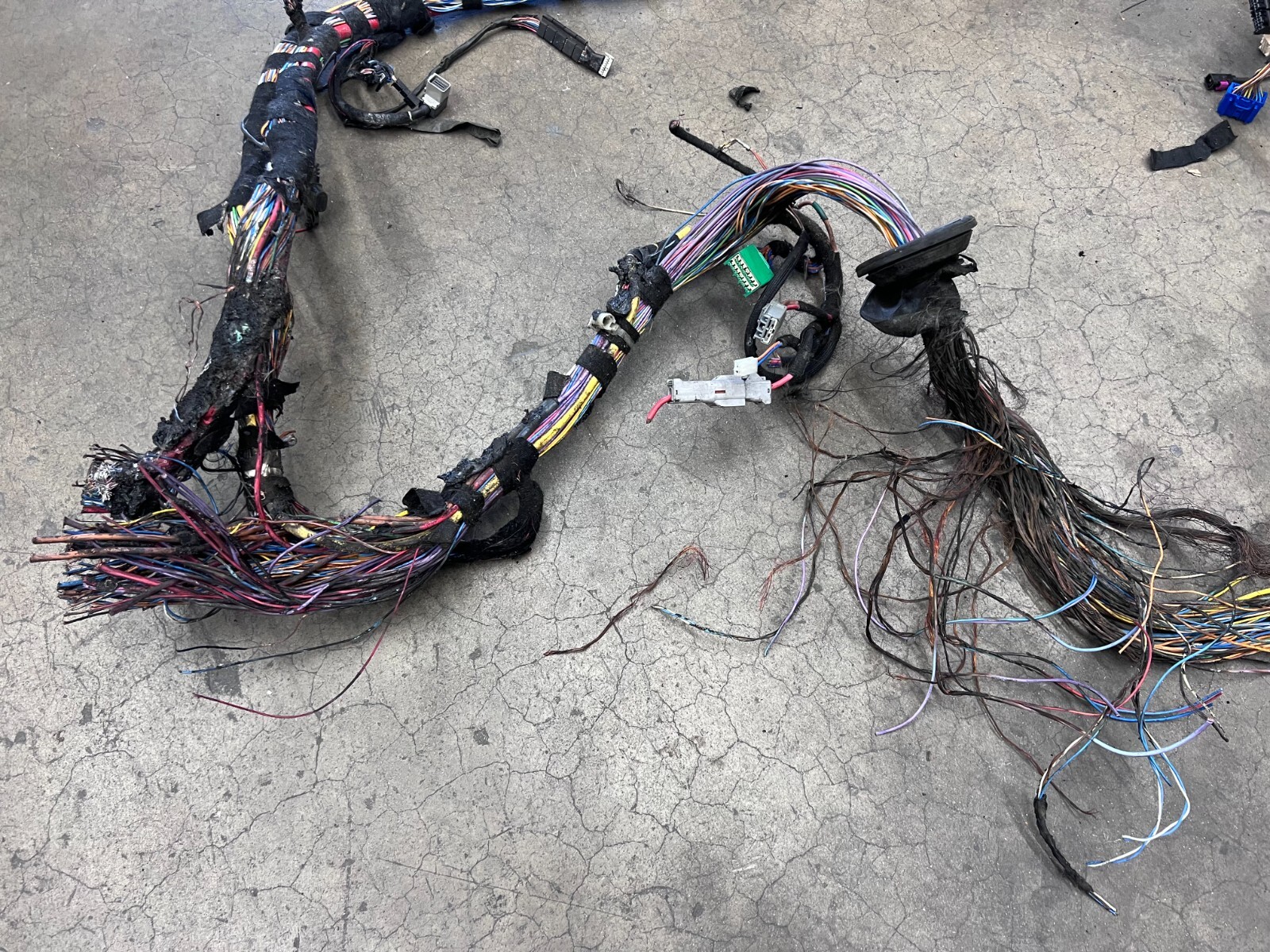 MCLAREN 650S SPIDER BODY WIRING HARNESS MISC. PIGTAILS OEM 11M3038CP 11M2401CP