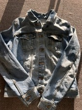 Old Navy Classic Denim Trucker Jean Jacket Women  s Size Medium Button Down