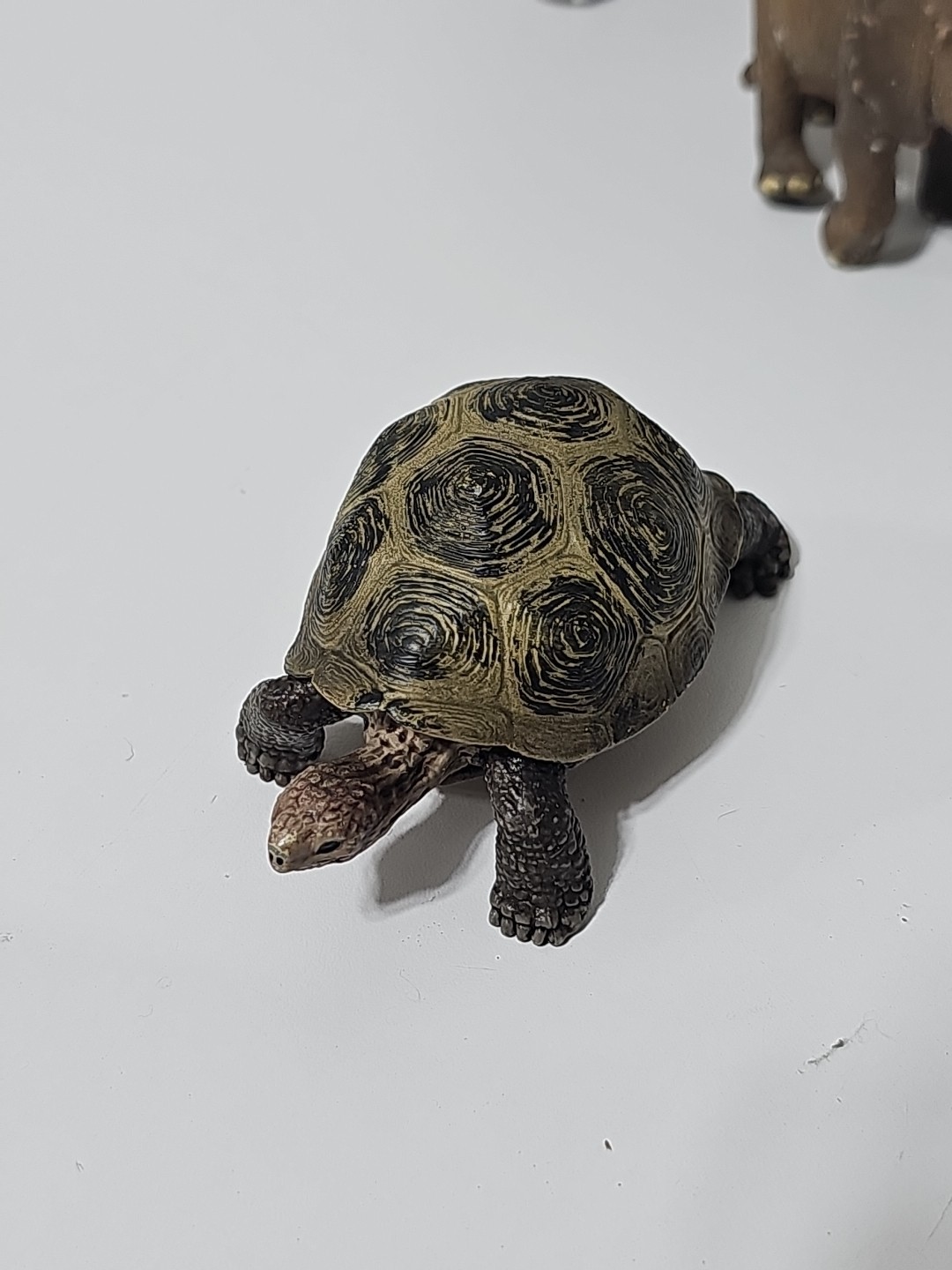 Schleich Germany Lot Of 9 Animal Figures African Elephants, Turtle, Dogs, Bull