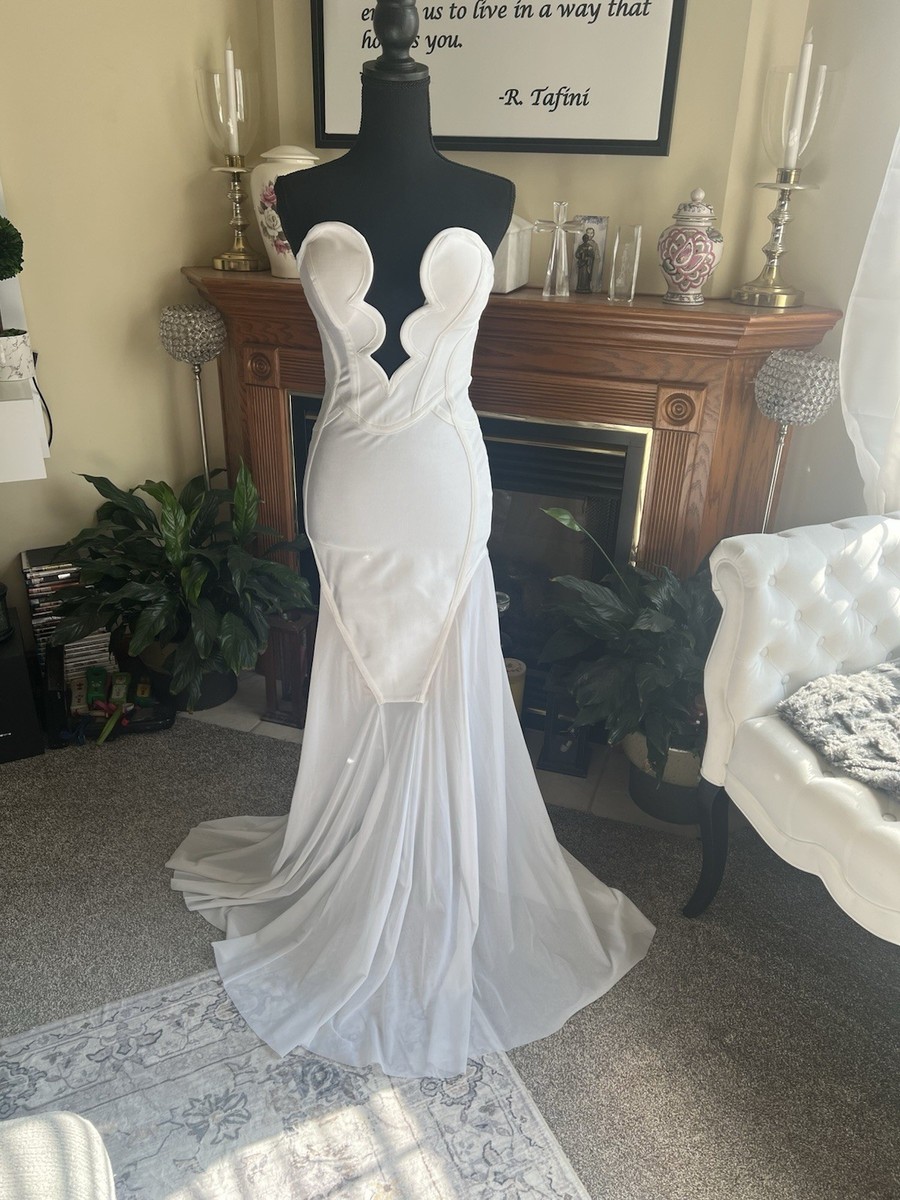 Fashion Nova Size extra Small Maxi dress White, night life bandage
