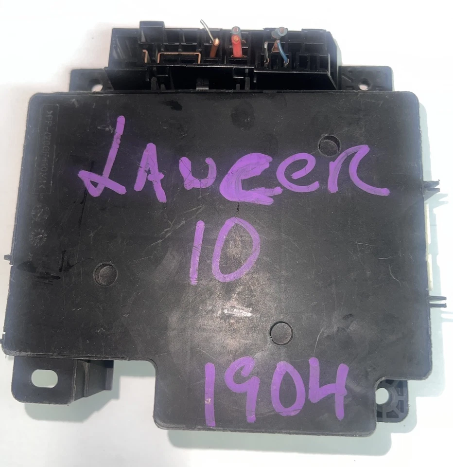 2010 Mitsubishi Lancer ETACS Alarm & Time Fuse Block  8637A826 - Image 2 of 2