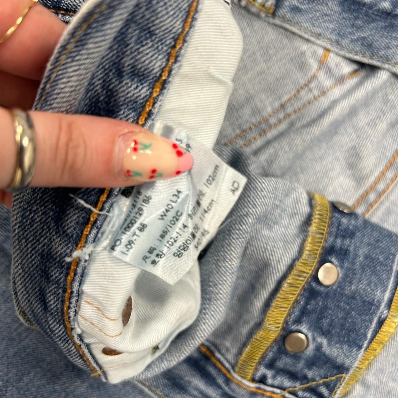 Levi's Shorts Cut Off Denim Shorts Men's 40 thumbnail 4