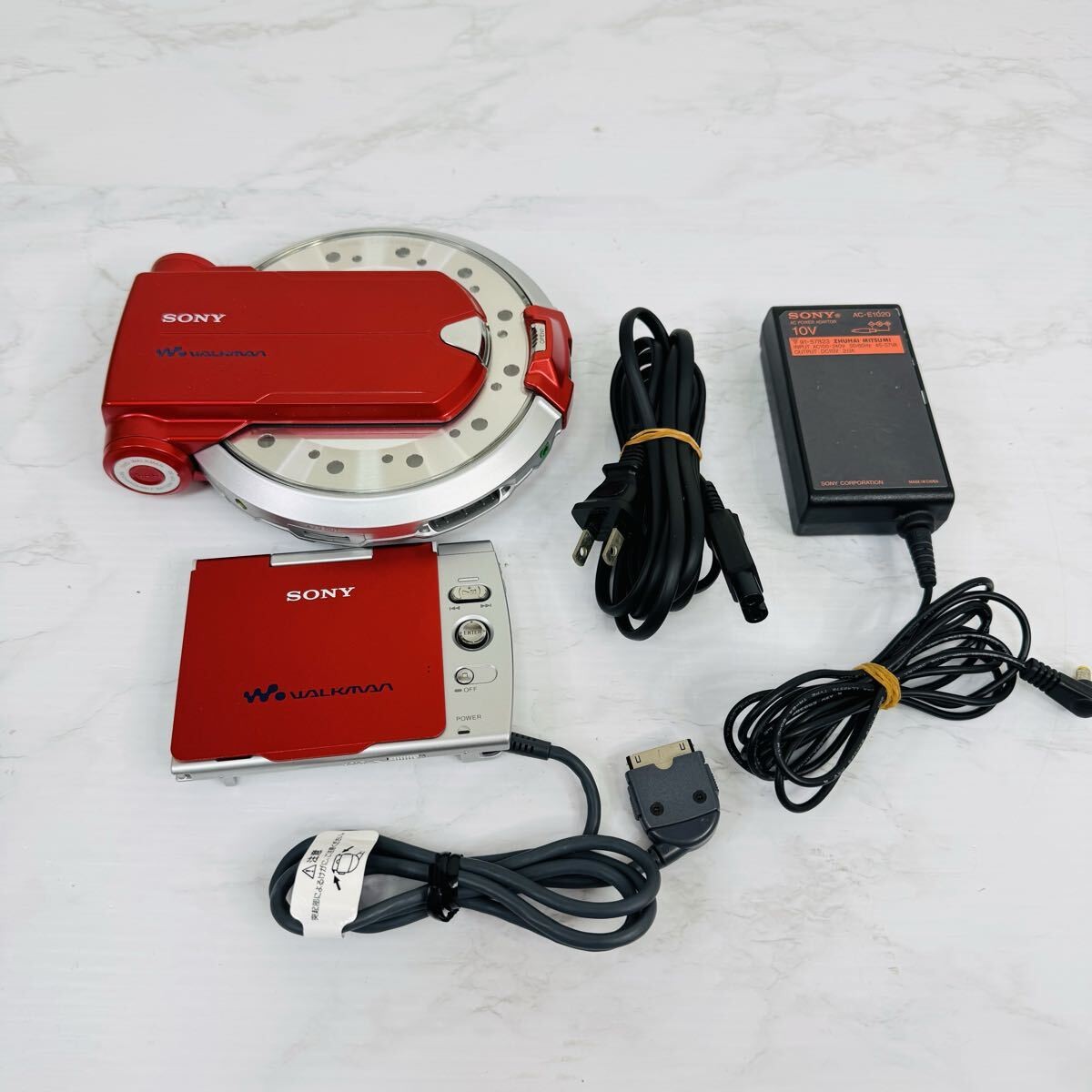 【希少・動作品】　SONY　DVDウォークマン　D-VM1　RM-DW35L　赤 希少・動作品】 SONY DVDウォークマン D-VM1 RM-DW35L 赤 - メルカリ