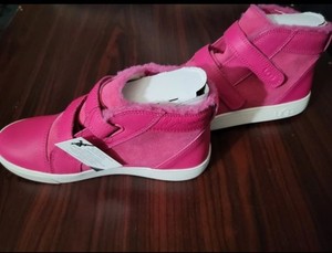 Ugg Australia Rennon ll sneakers toodler size 3