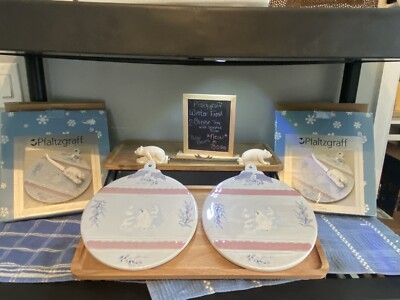 Pfaltzgraff Winter Frost Cheese Board Tray With Polar Bear Slicer