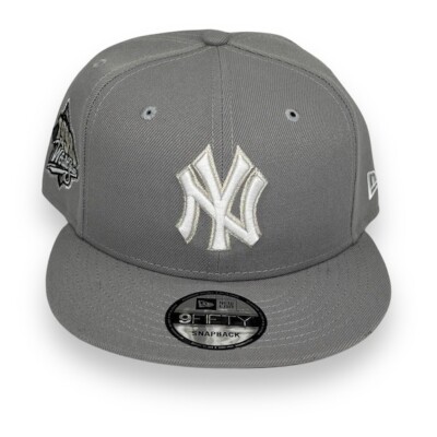 NY Yankees 9FIFTY 99WS Adjustable Snapback New Era Cap - Grey