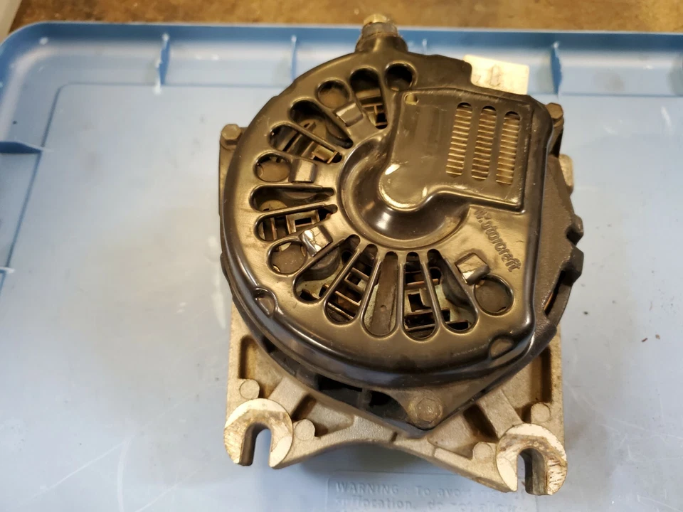 2003-2004-2005-2006-2007 Lincoln Town Car alternador generador Foto 2 de 4