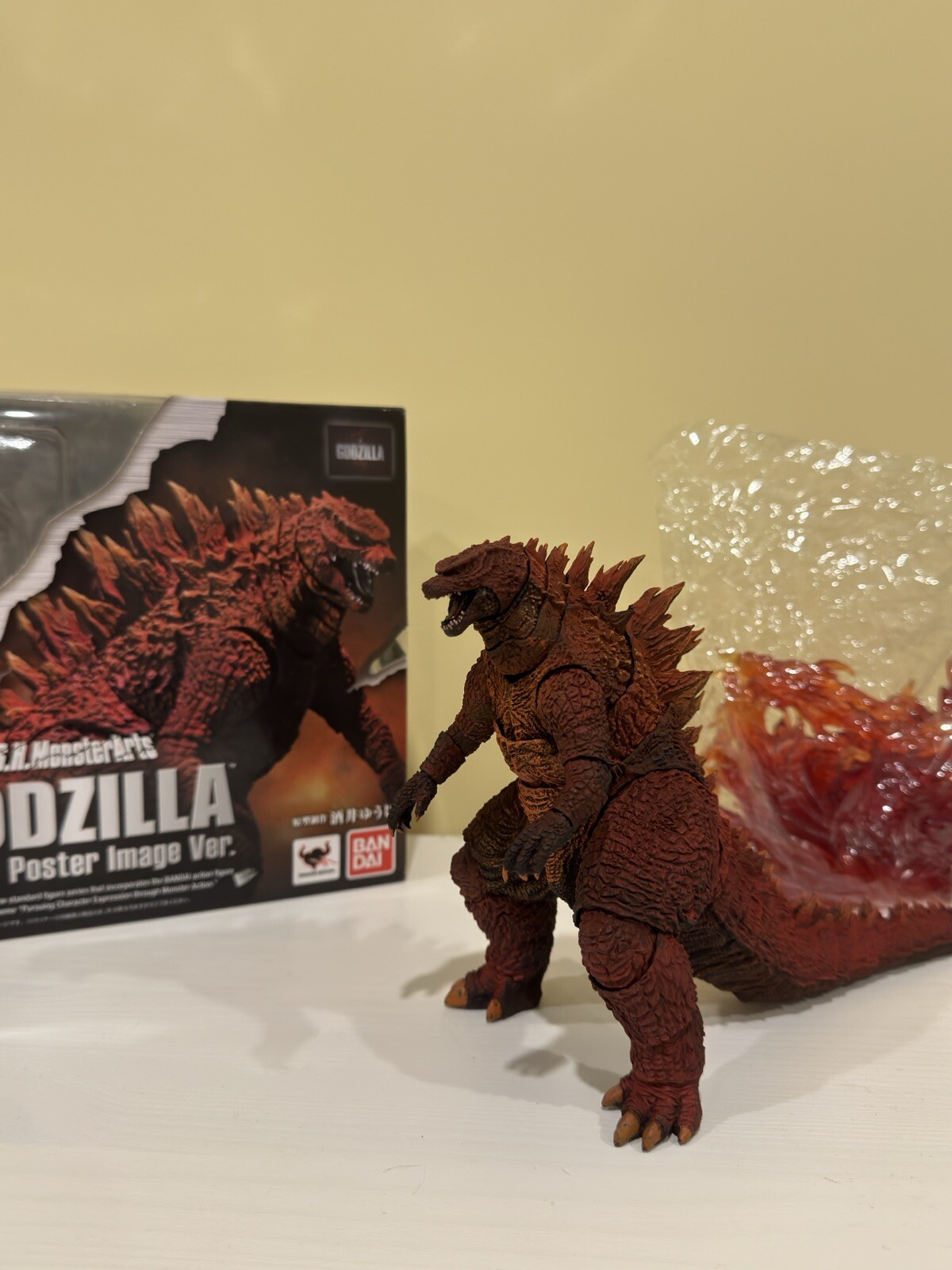 SH MonsterArtsゴジラ（2014）ポスターイメージVer. Amazon.co.jp: バンダイ(BANDAI) S.H.MonsterArts モンスターアーツ