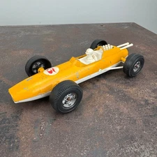 Vtg c.1960s HUBLEY Lotus Indy Race Car YELLOW #5 