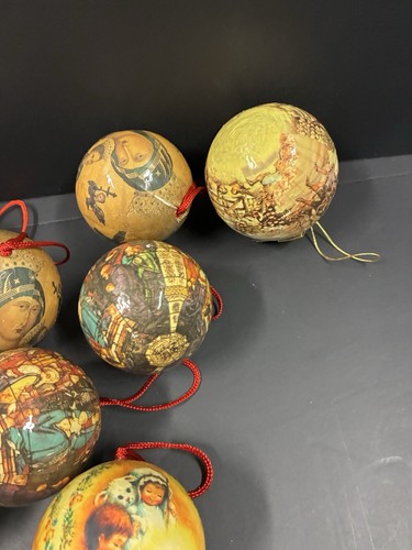 13 Victorian Christmas Ornaments Balls Decoupage Paper Mache Vintage - Picture 2 of 8