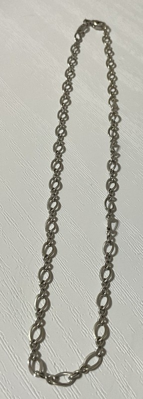 James Avery Medium Twist Charm Necklace 12” (Small) **NO RESERVE**