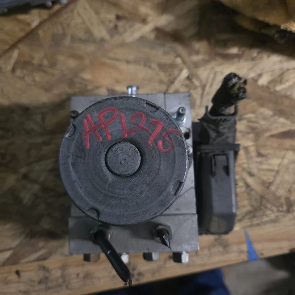 Jeep Liberty 2008 bomba ABS módulo de freno antibloqueo pieza 52125240 Foto 2 de 3