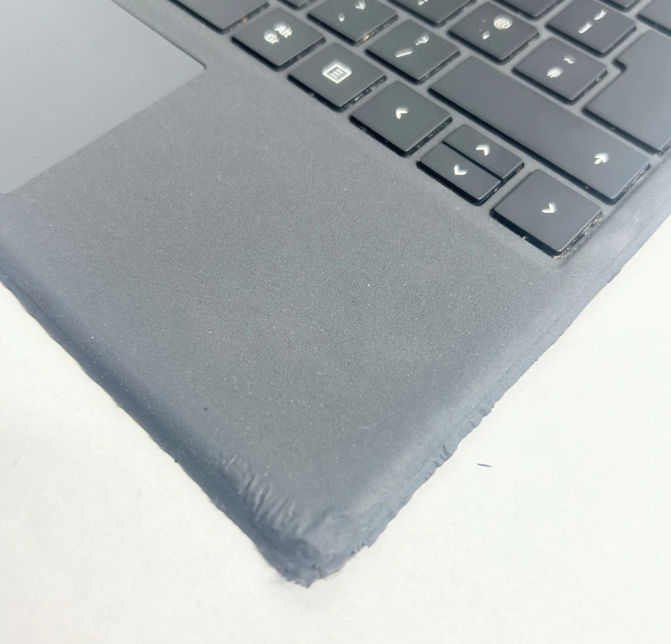 Microsoft  Surface Pro 4 5 6 7 7+ 7Plus Type Cover 1725  Backlit Keyboard (40B - Image 3 of 4
