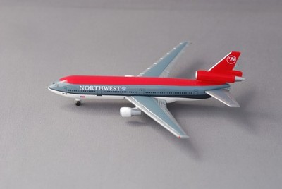 Northwest Airlines DC-10-30 SAMPLE, Herpa Wings 1:500