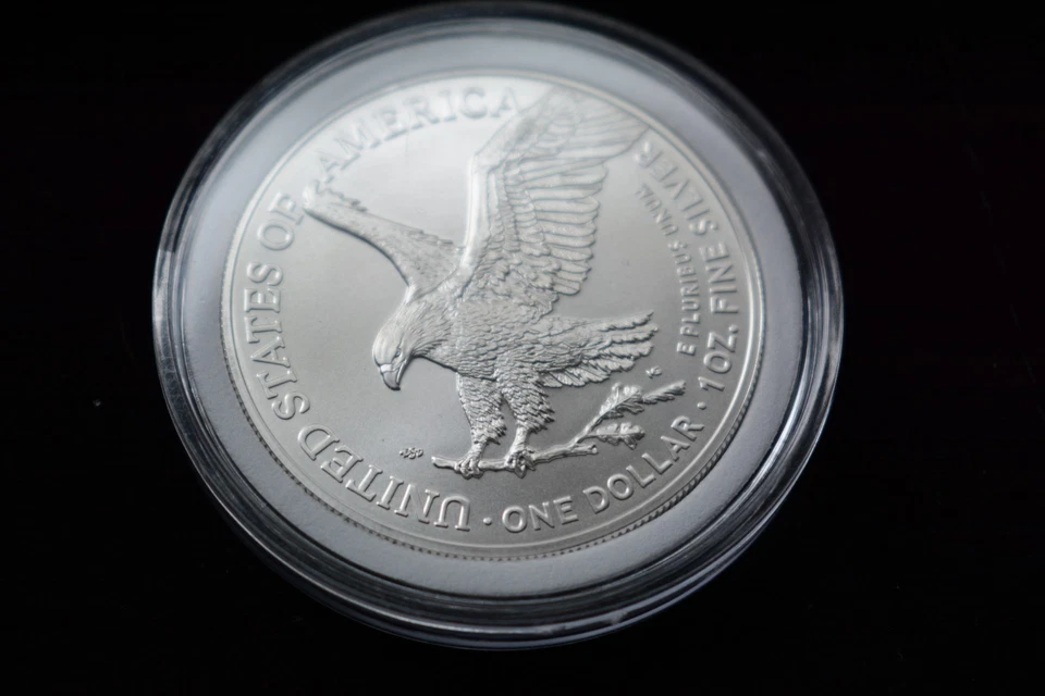 Freddie Mercury -  American Silver Eagle 1oz .999 Limited Ed. Silver Dollar Coin - Image 3 of 4