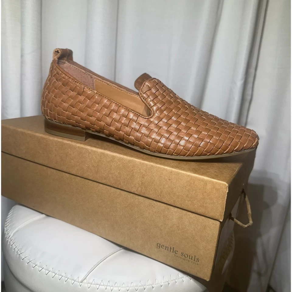 Mocassim de couro tecido Gentle Souls por Kenneth Cole Morgan bronzeado tamanho 7 MSRP 149,00 - Imagem 4 de 4