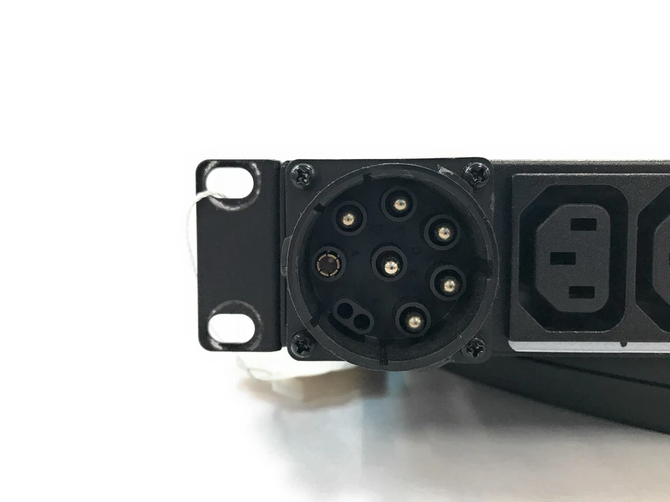 IBM 46M4004 1U 12-Outlet C13 Active Energy Manager Power Distribution Unit PDU - Image 2 of 4