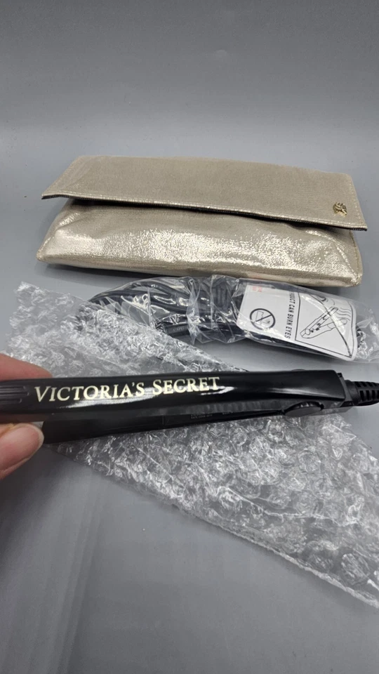 NUEVA Plancha Plancha de Pelo Mini/Viaje Victorias Secret Angel en Bolsa Plateada Foto 3 de 4