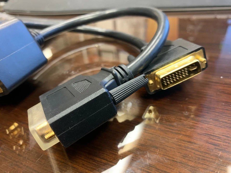 Bytecc BTA-035 DVI-I Female and VGA Female to DVI-I Male Adaptor - Image 4 of 4