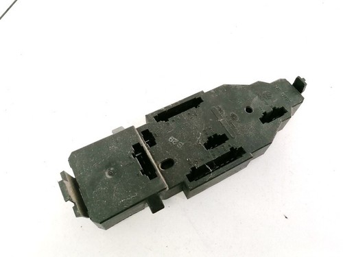 Volkswagen Golf 1997 Tailight Bulb Holder (Lamp Carrier) 1H9945257 #1627890-39