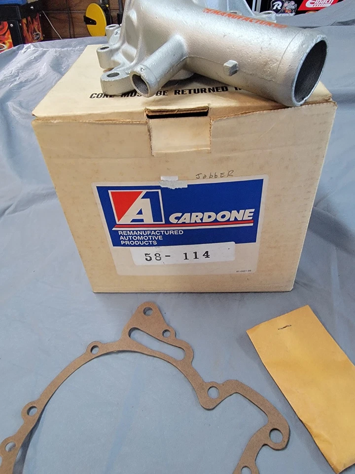 BOMBA DE AGUA CARDONE 58-114 73-89 BUICK 350, 196, 231, 252 Foto 2 de 4