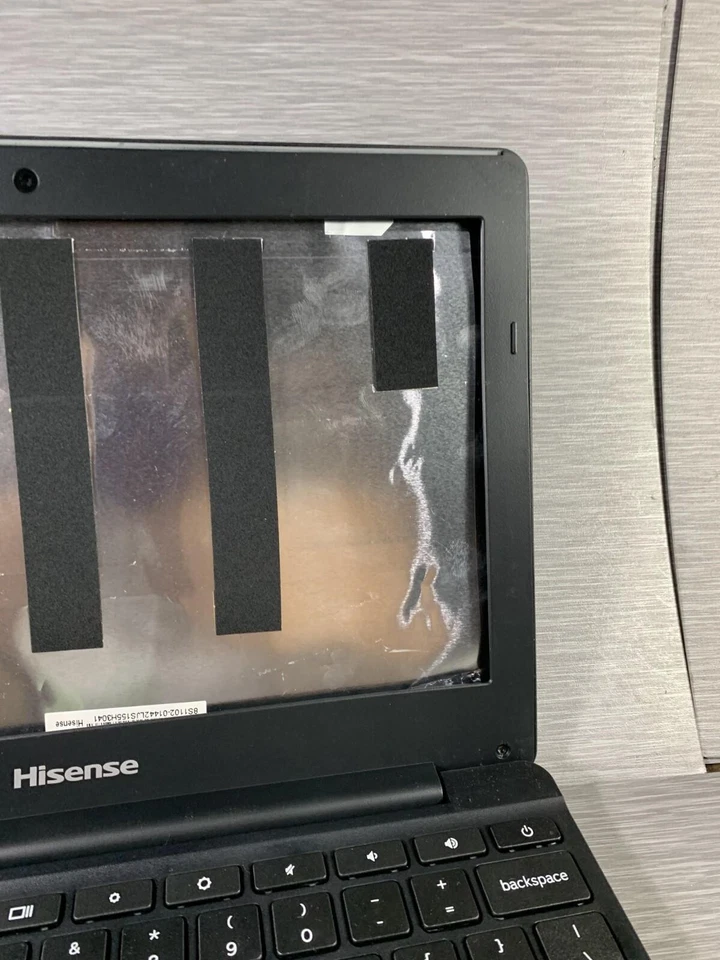Notebook/Laptop Hisense Chromebook C11 Preto HDMI Built-in Webcam - Para Peças - Imagem 3 de 4