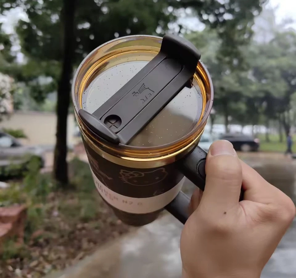 Quencher H2.0 Tumbler with Handle and Straw 40 oz | Flowstate 3-Position Lid - Image 3 of 4