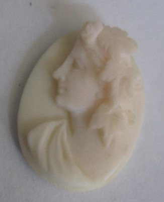Loose Hand Carved 3/4'' Shell Cameo, Greco-Roman Woman w Grape Leaves Facing Left