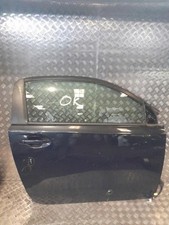 Porte avant et accessoires Toyota IQ