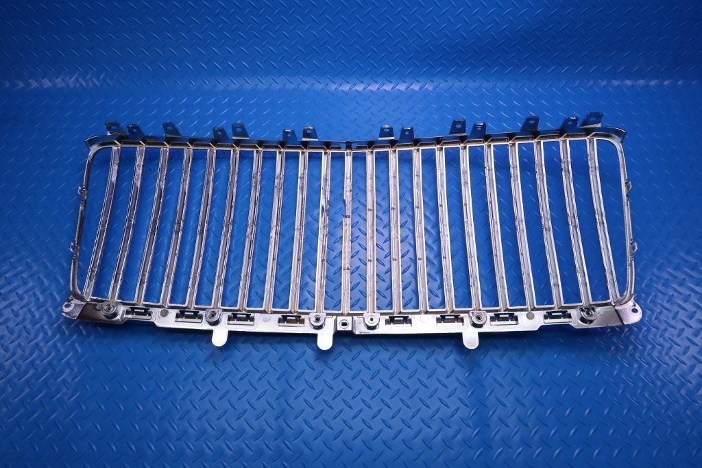 Bentley Bentayga 2021-2025 FRONT Grille