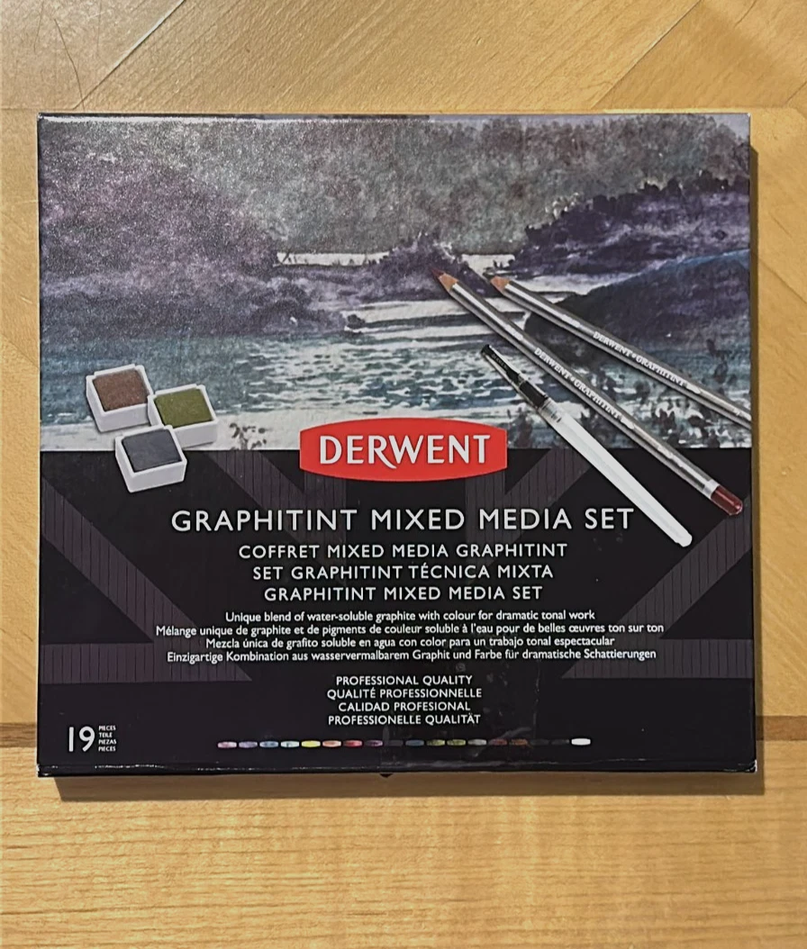 Derwent Watercolour Pencils Swatches (12 Colour Tin) ⋆ HAY studio