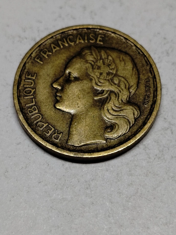 10 francs Guiraud 1953 ( 637 @ 2026 ) - Photo 2/2