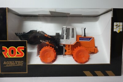 ROS 000612 FIAT-HITACHI LOADER 1:32 SCALE N.I.B.