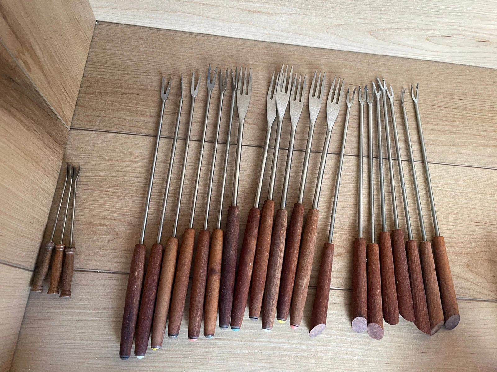 2Cool Sets Rostfrei Fondue Forks Skewers Teak Wood Handles + Other