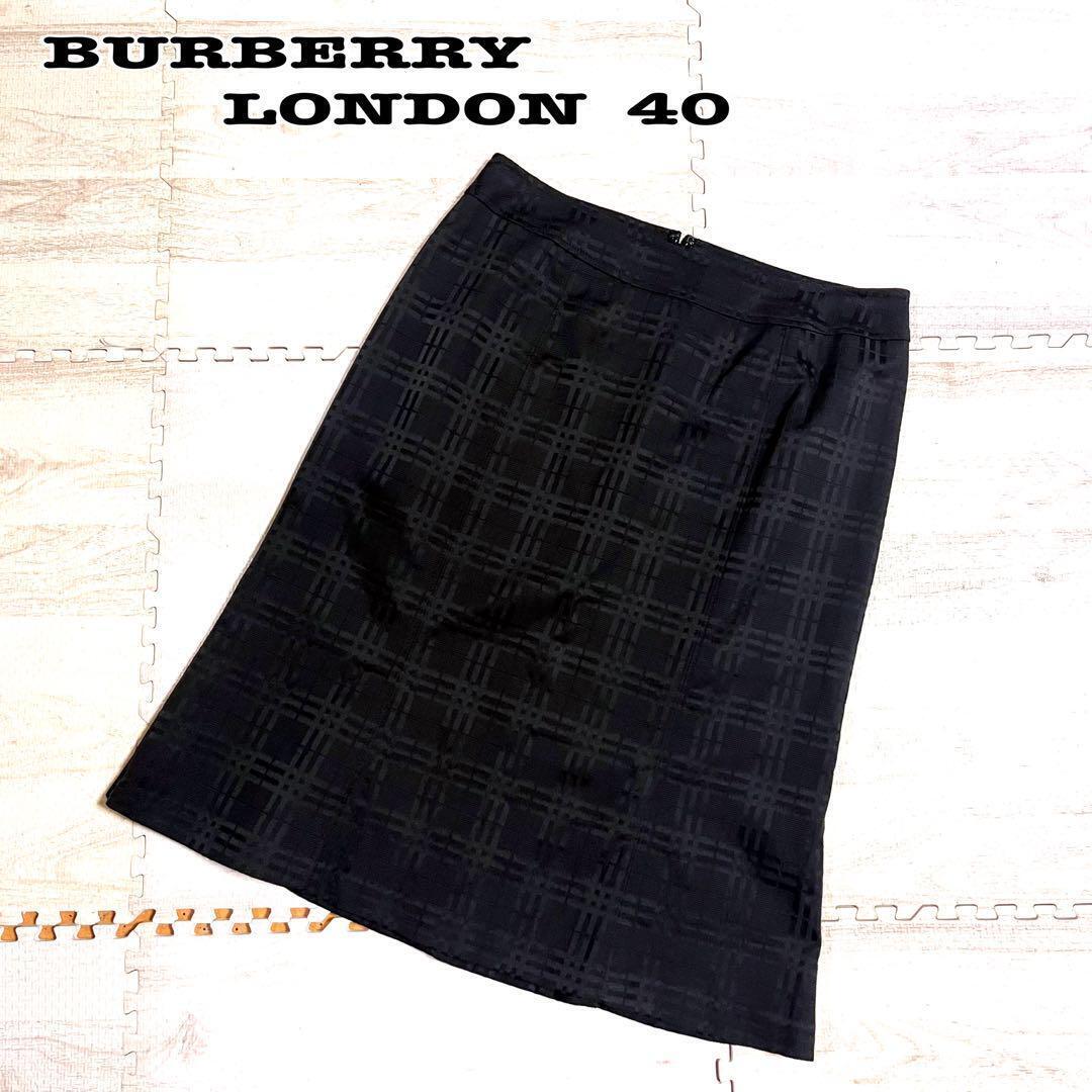 Burberry London Nova Check Knee-Length Skirt Cotton Black 40 Burberry London Nova Check Knee-Length Skirt Cotton Black 40