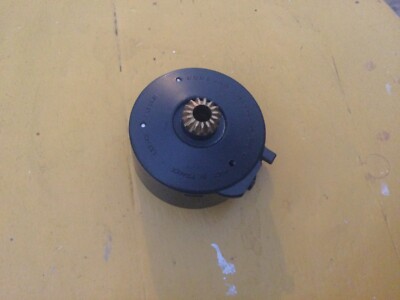 Usato: Mitchell Galion 2010f - Mulinello Per La Pesca Bombarda Trota O - Foto 7